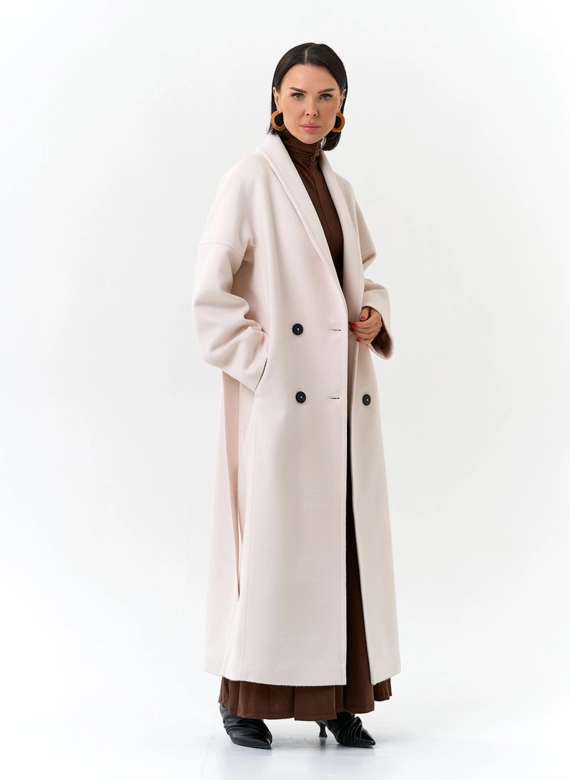 Женское пальто с воротником шаль фото