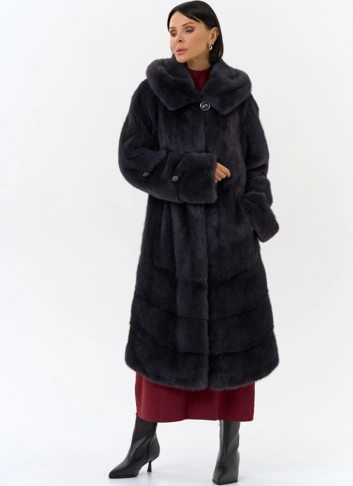 Шуба из меха норки с капюшоном фото