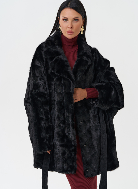 Шуба из меха норки с английским воротником