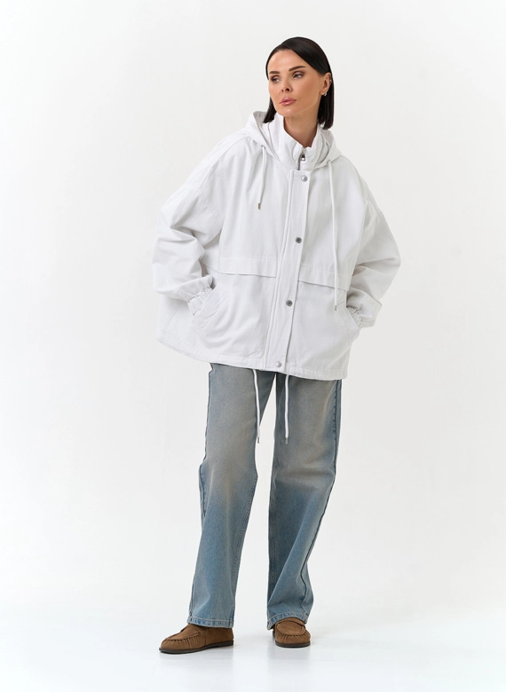 Женская джинсовая куртка с капюшоном