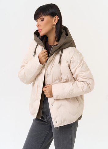 Женская куртка с контрастным капюшоном