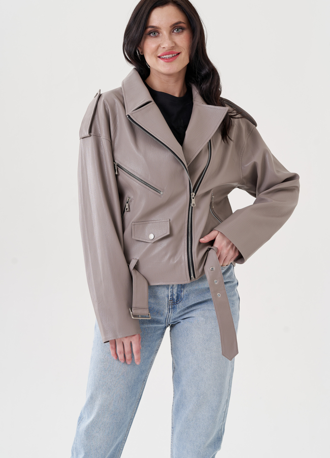 Женская куртка косуха из эко кожи  модель № 24443 меха малина