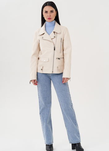 Светлая куртка косуха из эко кожи