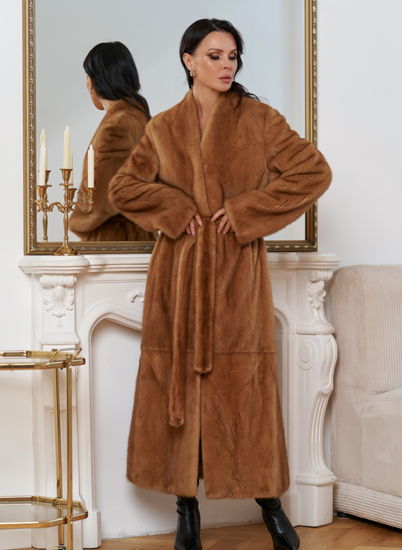 Женская длинная шуба из меха норки