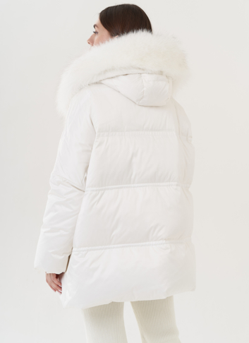 Пуховик женский с капюшоном 